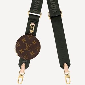 💎✨AUTHENTIC✨💎 Louis Vuitton Monogram Round Coin purse (with FREE STRAP NON-LV)